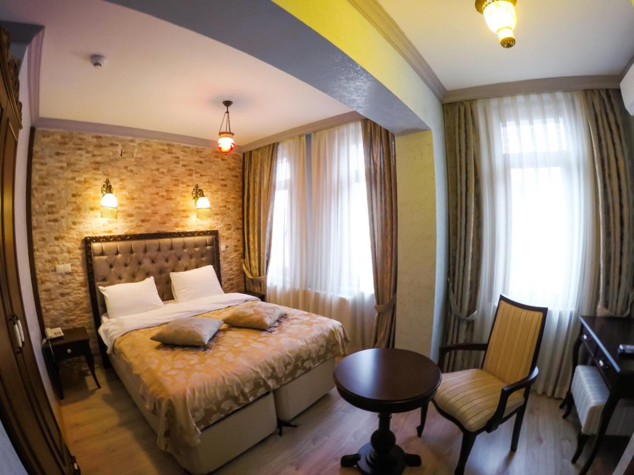 Cheers Hostel Istanbul Exterior photo